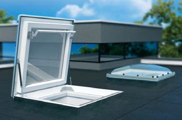 FAKRO DRC i DRF Flat Access Roof Lights